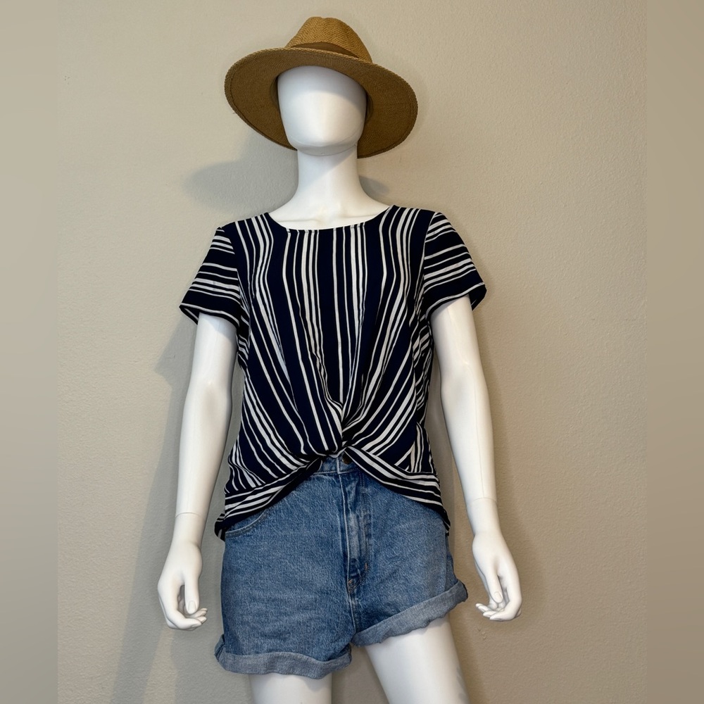 Adrianna Papell Tie Front Top